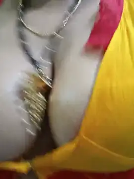 Chat +18 de priya_curvy ao vivo