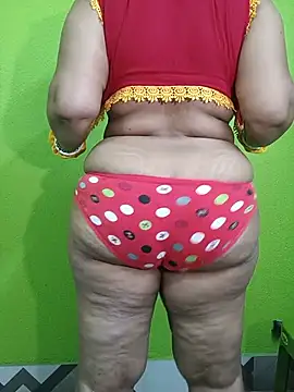 priya_curvy Live XXX-Chat