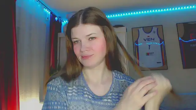 Klementa élő XXX-chatje