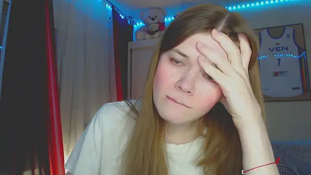 Klementan Live XXX chat
