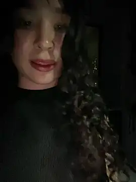 ห้องแชทสดของ bella_parisi