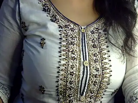 SiaraSiyA Adlı Modelin Canlı XXX Sohbeti