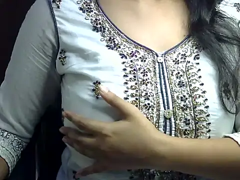 SiaraSiyA 라이브 XXX 채팅