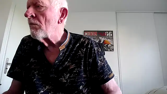 jimmy73490: вебкам-шоу