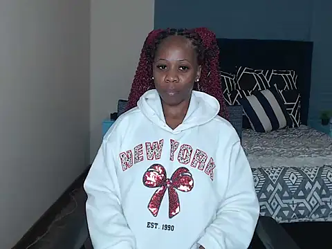 QUEENMANDYY's Live XXX Chat