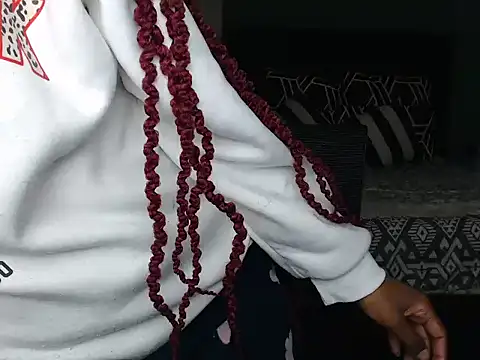 QUEENMANDYY's Live XXX Chat