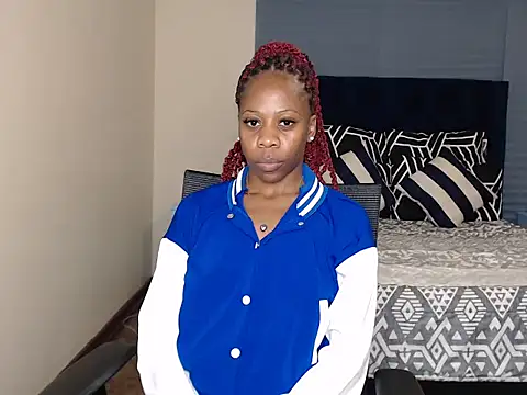 QUEENMANDYY – Live XXX-chat