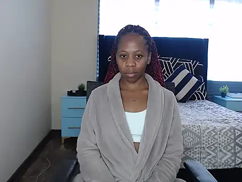 QUEENMANDYY's Live XXX Chat