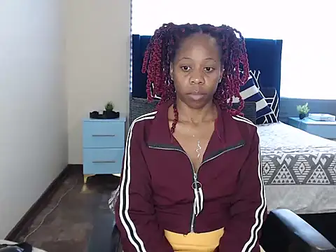 QUEENMANDYY 라이브 XXX 채팅