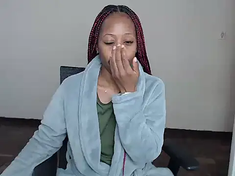 QUEENMANDYY's Live XXX Chat
