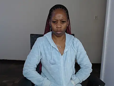 QUEENMANDYY's Live XXX Chat