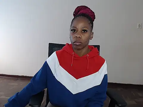QUEENMANDYY's Live XXX Chat