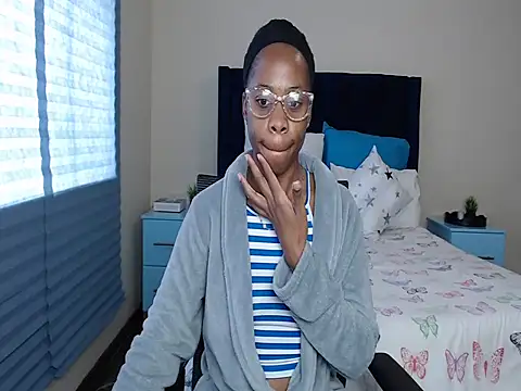 QUEENMANDYY's Webcam Show