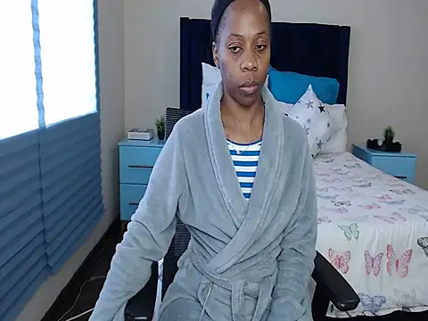 QUEENMANDYY Adlı Modelin Canlı XXX Sohbeti