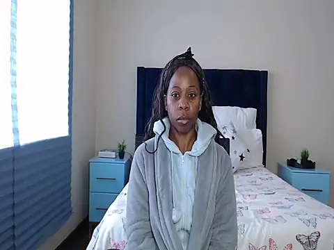 QUEENMANDYY Chat XXX live