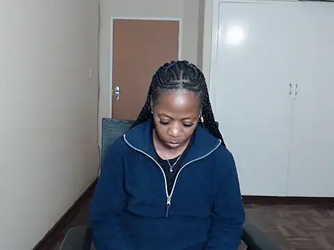 QUEENMANDYY Live XXX-chat
