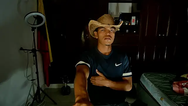 Pertunjukan Kamera Web Jhon_wich