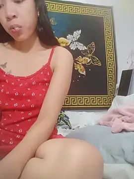 lucky_flower Adlı Modelin Canlı XXX Sohbeti