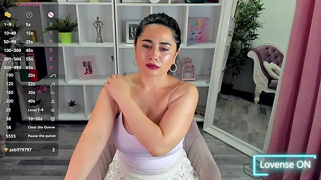EmaBrownie's Webcam Show