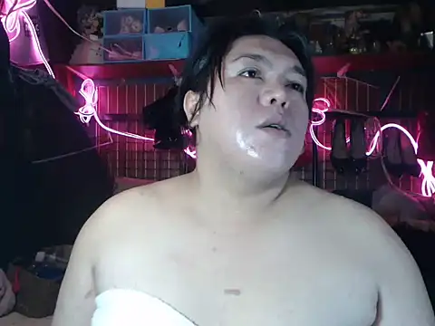 HotAsianAlbin19 Show in webcam