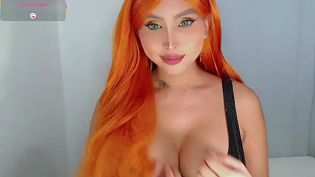 adreana_69 网络视讯表演