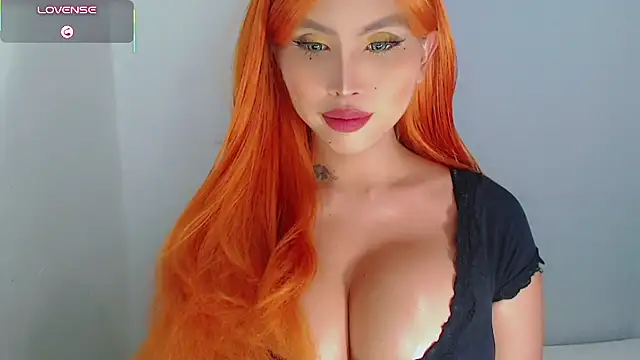 Show de adreana_69 na webcam