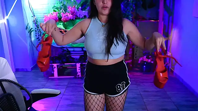 แชท XXX สดของ CeceliaJohnson