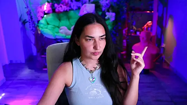 צ'אט XXX בשידור חי של CeceliaJohnson