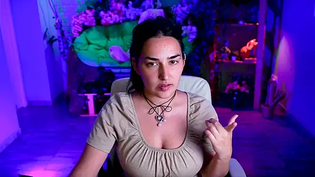 XXX chat uživo modela CeceliaJohnson