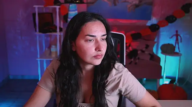 CeceliaJohnson Chat XXX in diretta