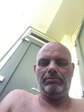 Pascal-1976 – webcam-show