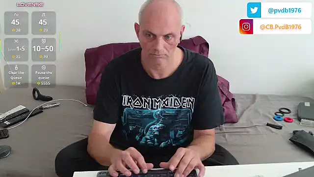 Pascal-1976 – webcam-show