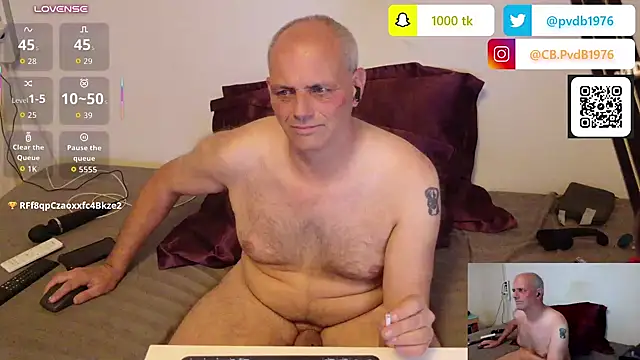 Pascal-1976 Webcam Show