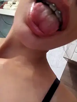 baby_sweet_girl_ Adlı Modelin Canlı XXX Sohbeti