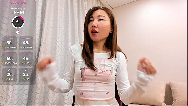 Zoe_klarxxx লাইভ XXX চ্যাট
