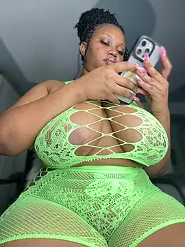 EliteSoraya's Webcam Show