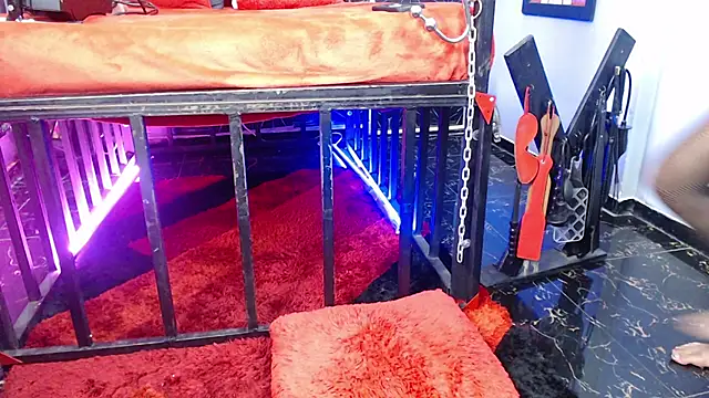 lorna_cox_bdsm XXX чат на живо