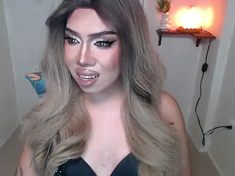 Show de LasciviousDelilah na webcam