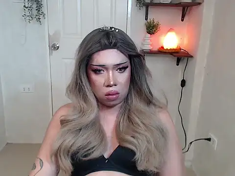 LasciviousDelilah's Webcam Show