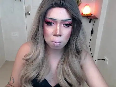 LasciviousDelilah's Webcam Show