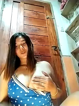 Ms_America16 Pertunjukan Webcam