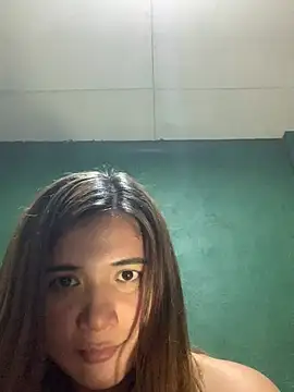 XXX chat uživo modela Ur_YuSra