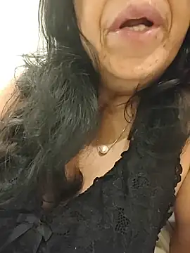 NakedMILFx's Live XXX Chat