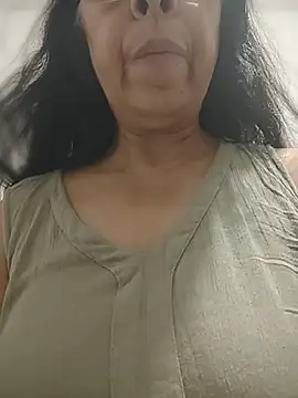 NakedMILFx Webcam-Show