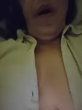 Czat XXX na żywo – NakedMILFx