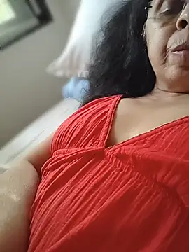 NakedMILFx Chat XXX live