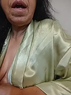 NakedMILFx: онлайн-секс-чат