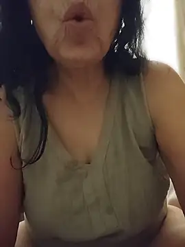 NakedMILFx's Webcam Show