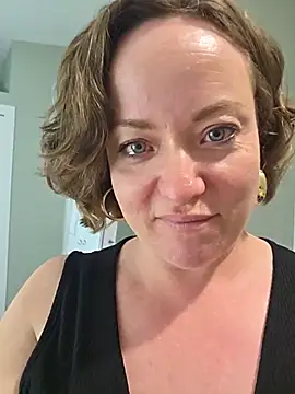 julimonroe's Webcam Show