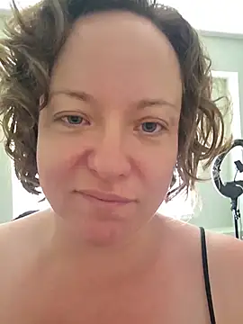 julimonroe's Webcam Show